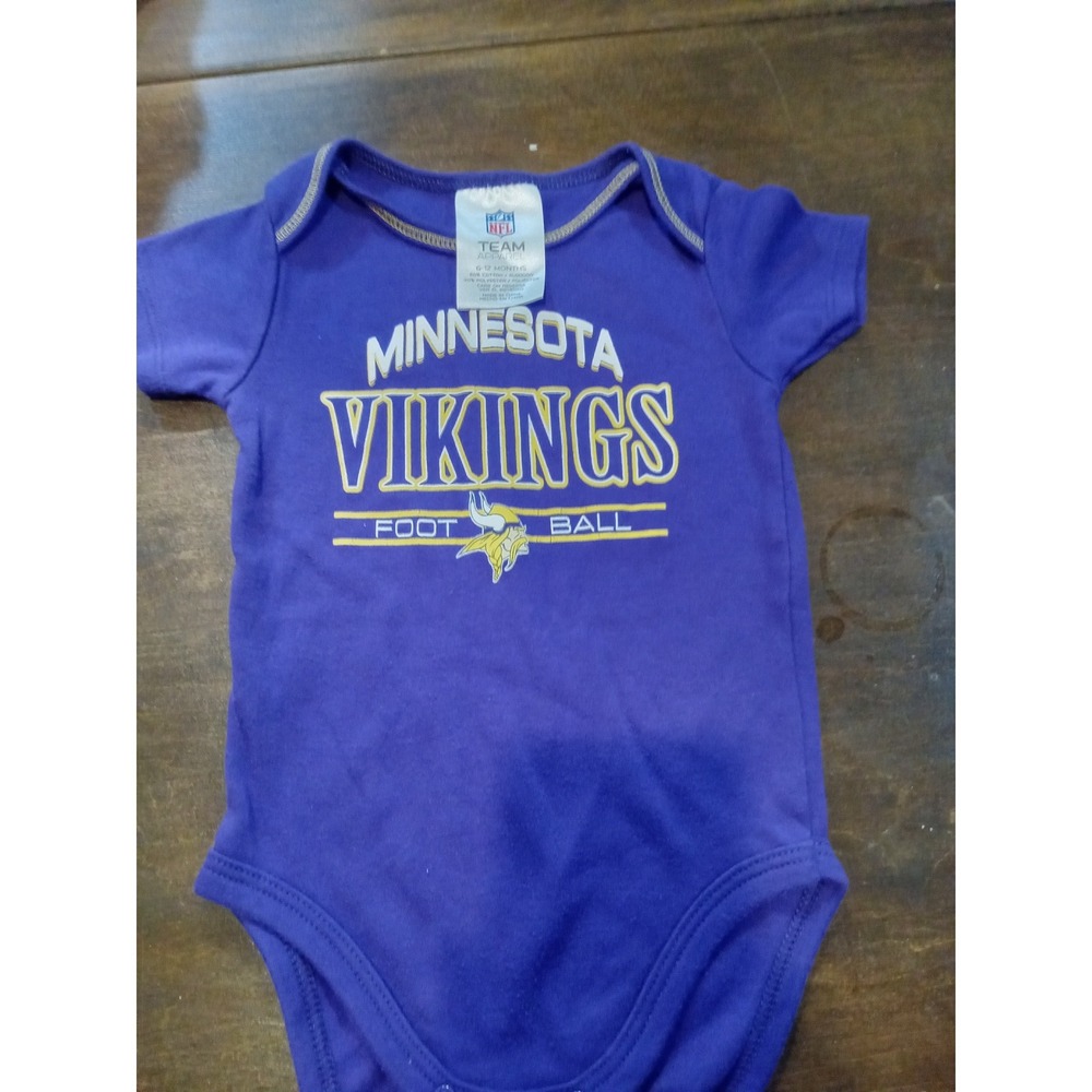 NFL Minnesota Vikings Baby Bodysuit Purple 6-12 Months Short Sleeve  Creeper